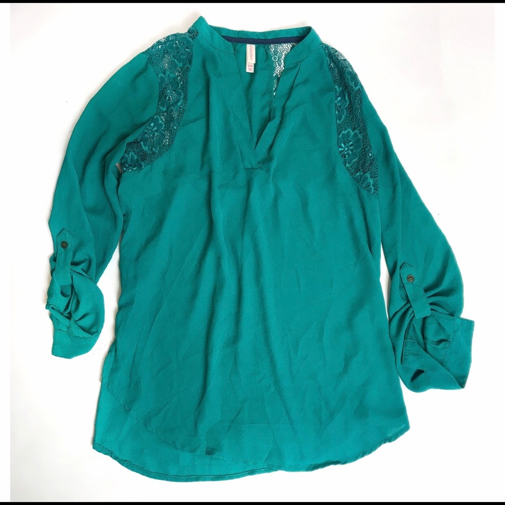 Xhilaration blouse